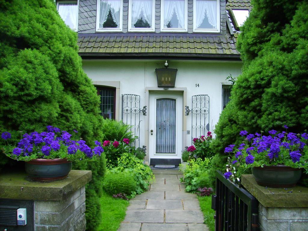 Gaestehaus Villa Kreativ Susanne Lay Bad Münder am Deister Exterior foto