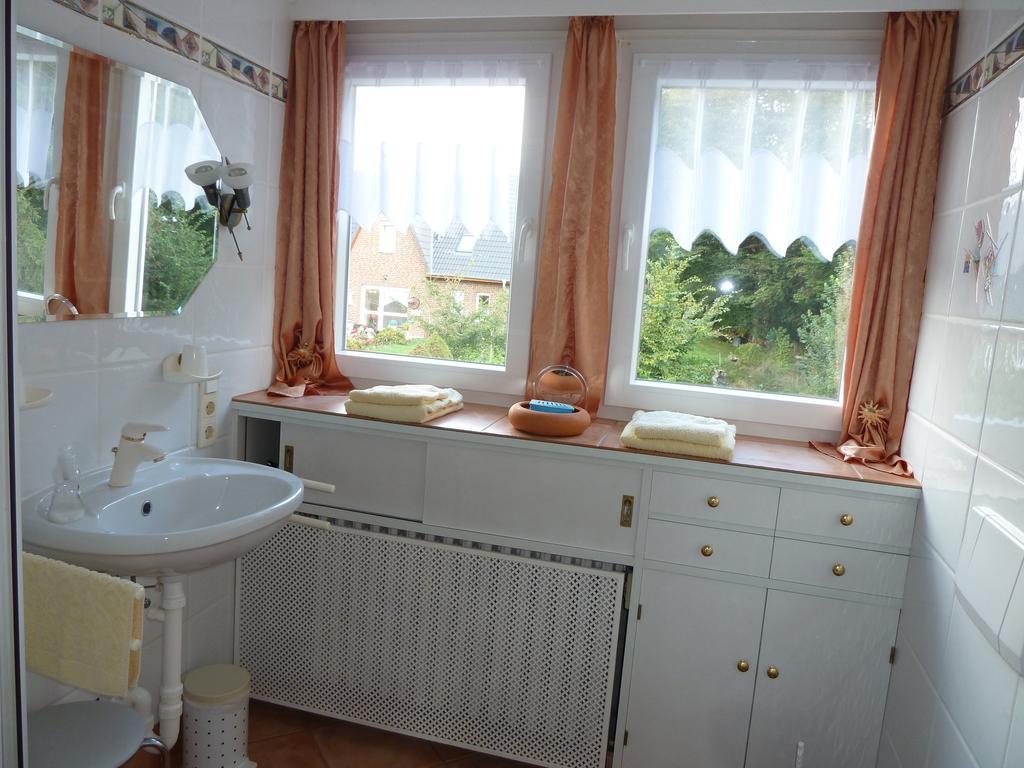 Gaestehaus Villa Kreativ Susanne Lay Bad Münder am Deister Quarto foto